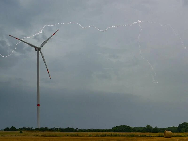 Regen und Gewitter über Brandenburg