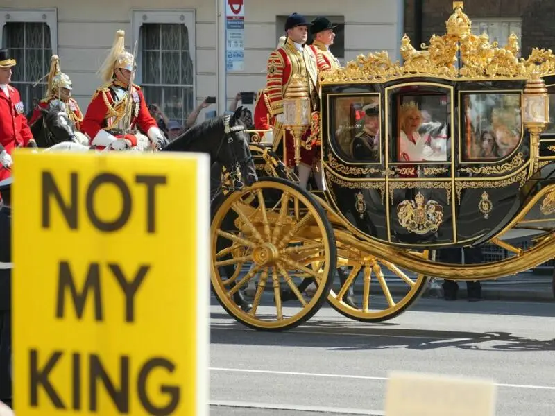 Offizielle Eröffnung des britischen Parlaments