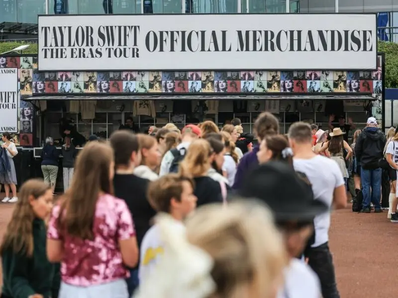 Konzert der Sängerin Taylor Swift - Gelsenkirchen