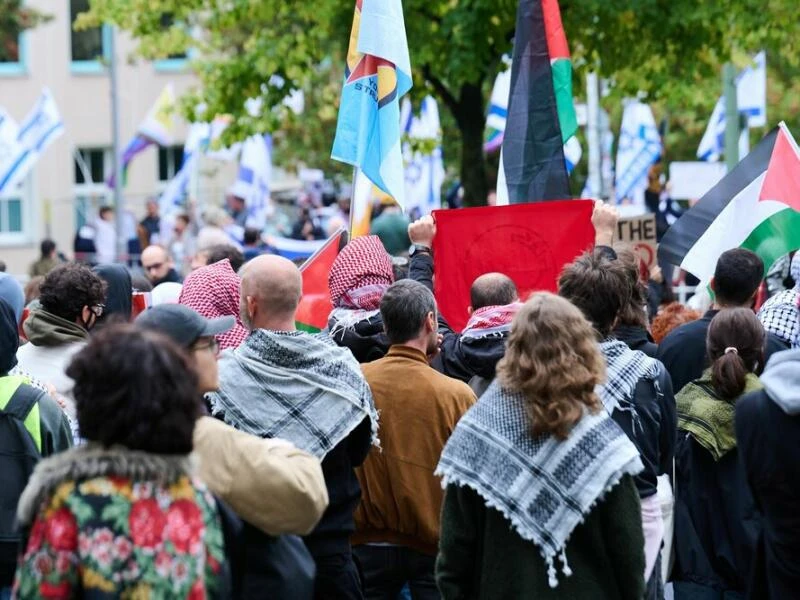 Propalästinensische Proteste gegen Vortrag von Beck