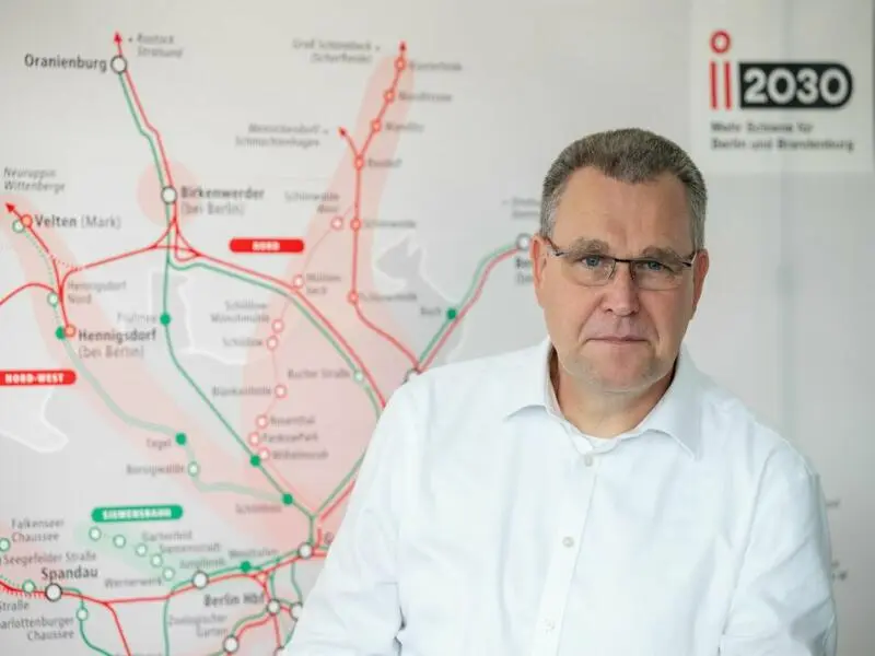 Brandenburgs Verkehrsminister Rainer Genilke