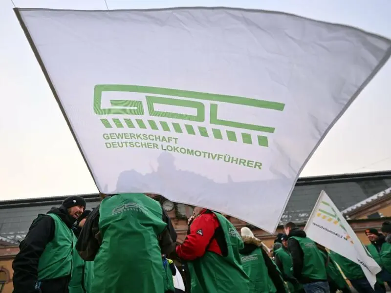 GDL beendet Streik bei Transdev vorzeitig - Verhandlungen geplant