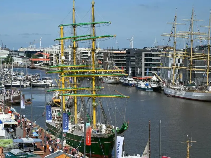 Start der Maritimen Tage in Bremerhaven