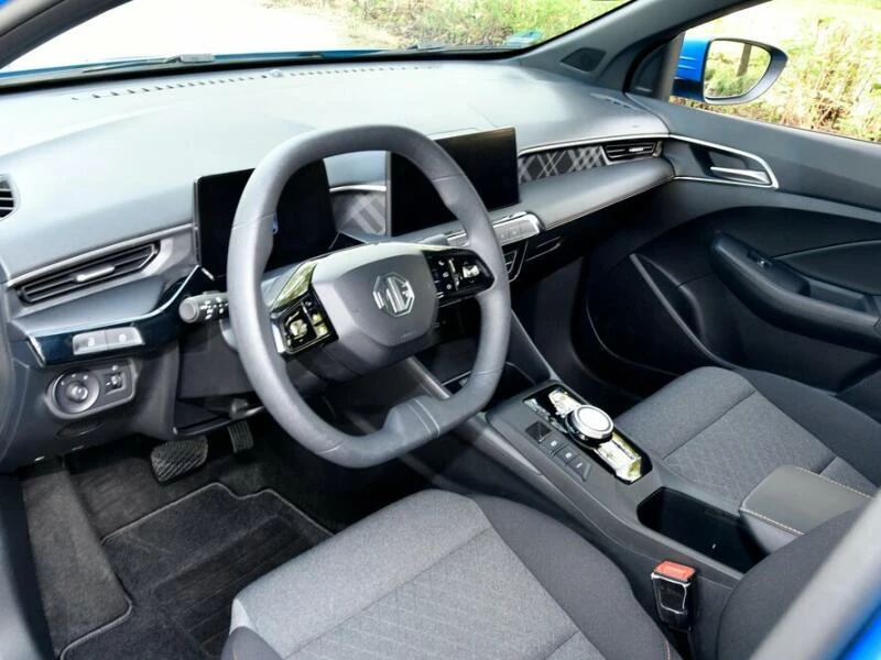 Cockpit des MG3 Hybrid+