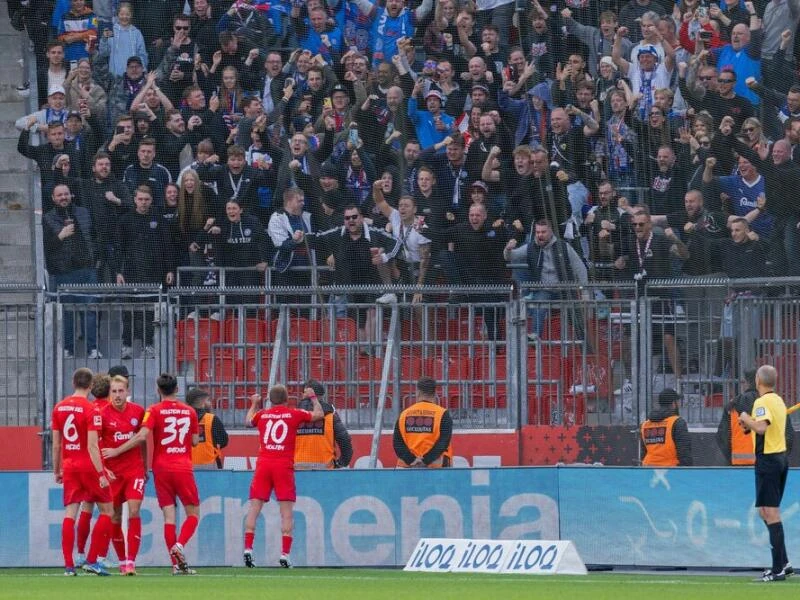 Bayer Leverkusen - Holstein Kiel