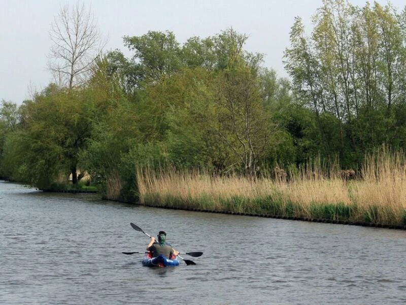 Ein Paddler auf der Linge