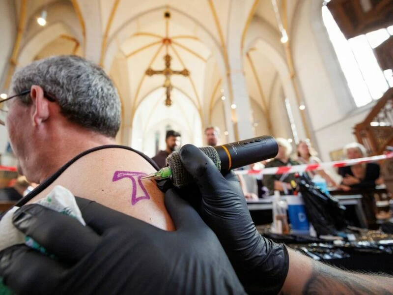 Tattoo-Gottesdienst in der Johanniskirche