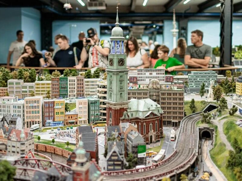 Besucher im Miniaturwunderland