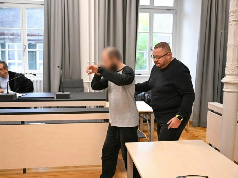 Prozess gegen 34-Jährigen wegen Messerangriffs auf Mädchen