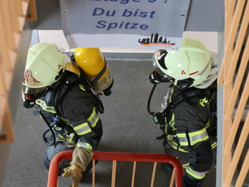 10. Zwickauer Hochhaus-Treppenlauf und 5. Feuerwehr-Treppenlauf