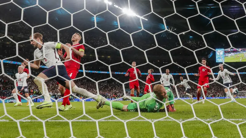 EM-Halbfinale: Fußball-EM: Three Lions besiegen Danish Dynamite