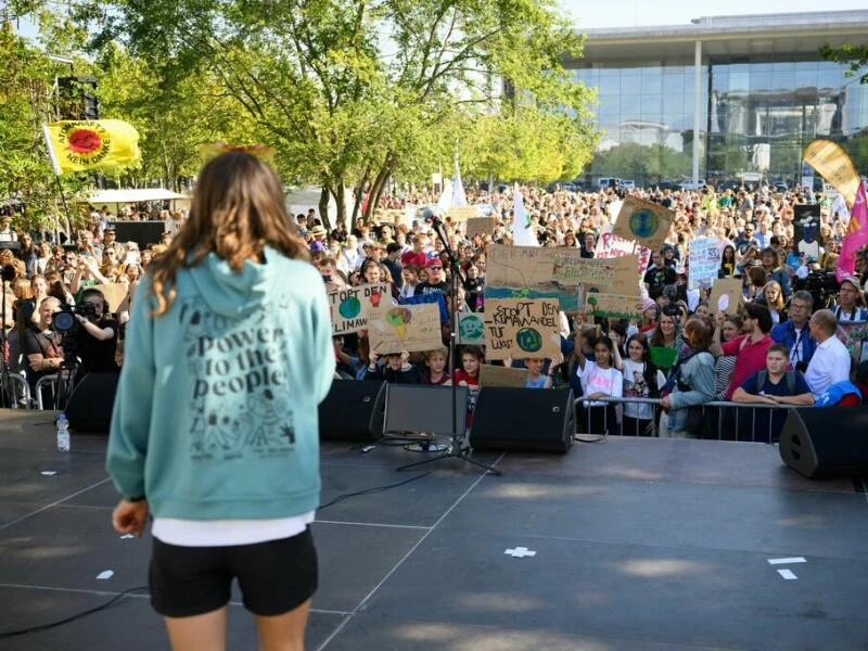 Klimastreik von Fridays for Future - Berlin