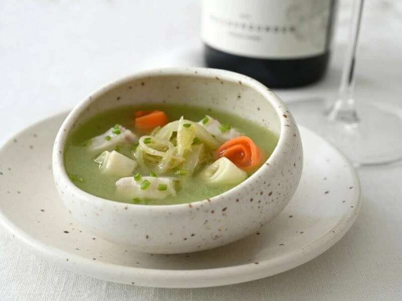 Gurkensuppe mit Ceviche