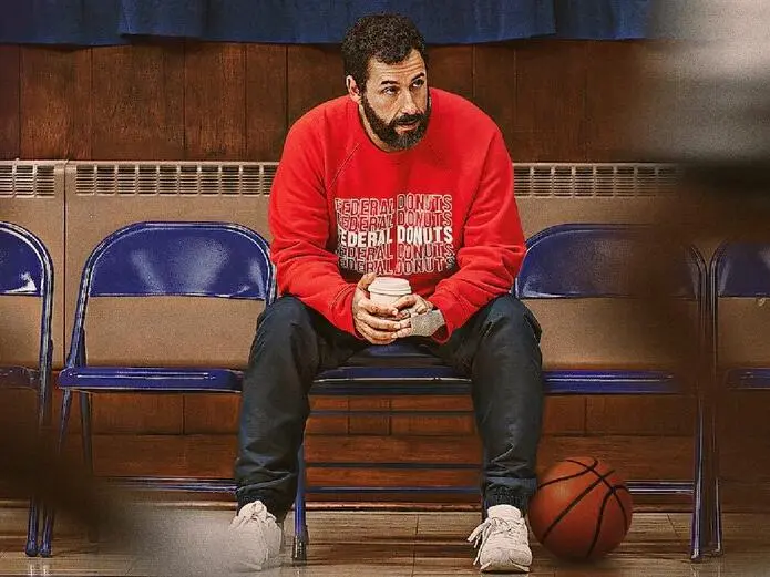 Hustle auf Netflix: Alle Infos zum Basketball-Drama mit Adam Sandler