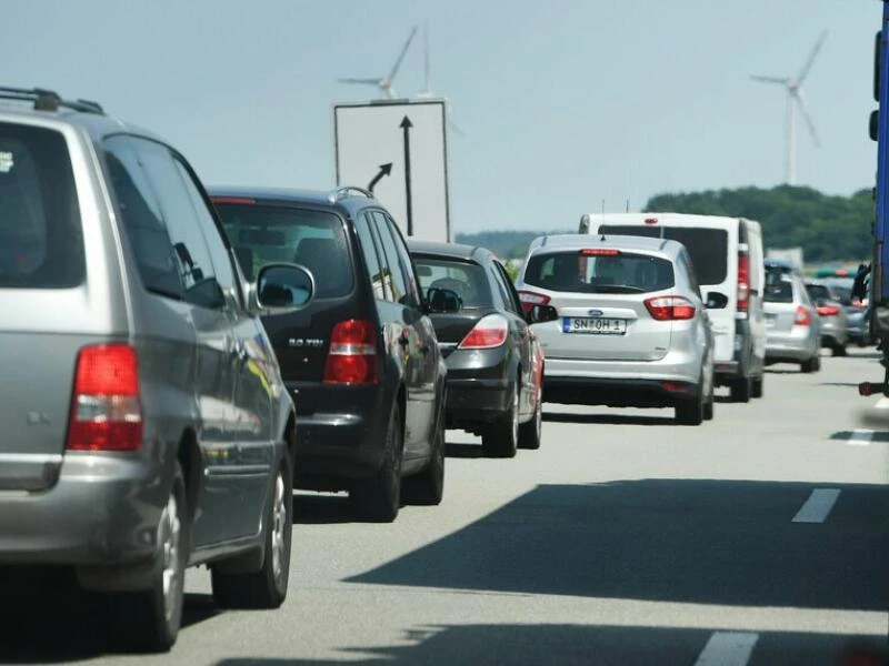 Autos auf Autobahn