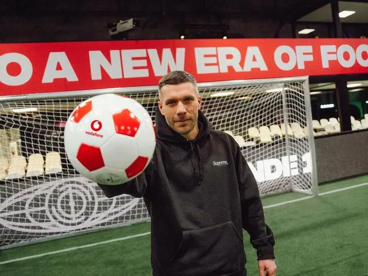 Baller League: Mit Vodafone erlebst Du das Hallenfußball-Format von Hummels & Podolski hautnah