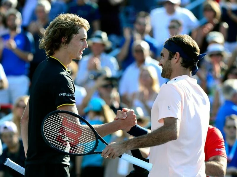 Alexander Zverev und Roger Federer