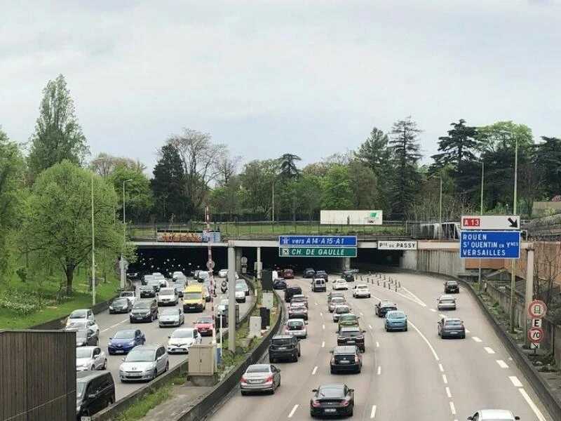 Paris verteuert Parken für schwere Autos - Dreimal mehr für SUV