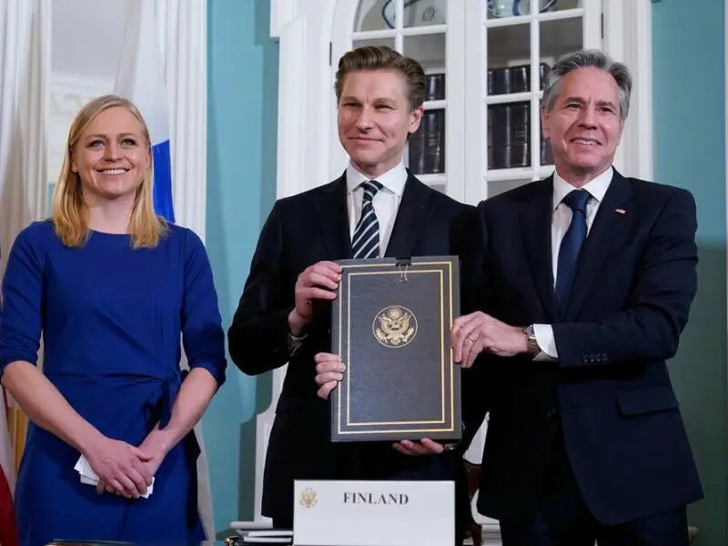 Finnisches Parlament billigt Verteidigungsabkommen mit den USA
