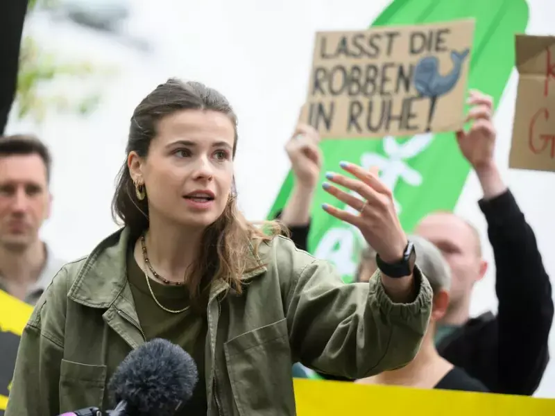 Aktion von Fridays for Future mit Luisa Neubauer