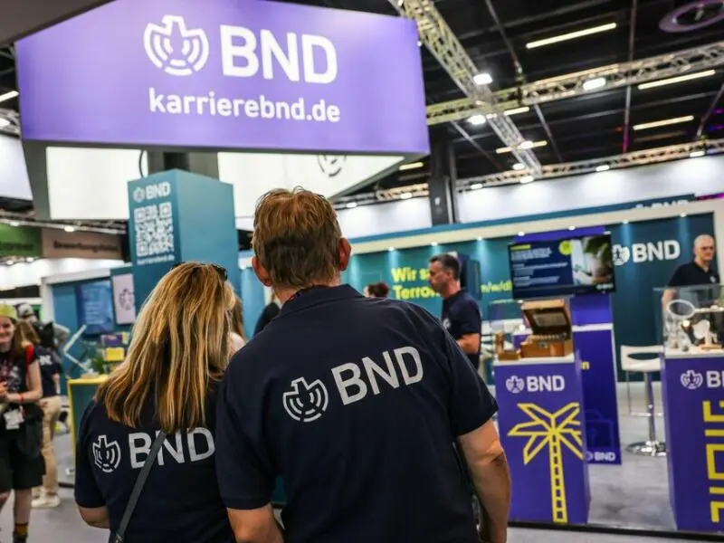 BND-Stand bei Gamescom