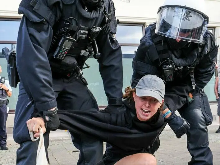 Nach der Messerattacke auf dem Solinger Stadtfest - Demonstration