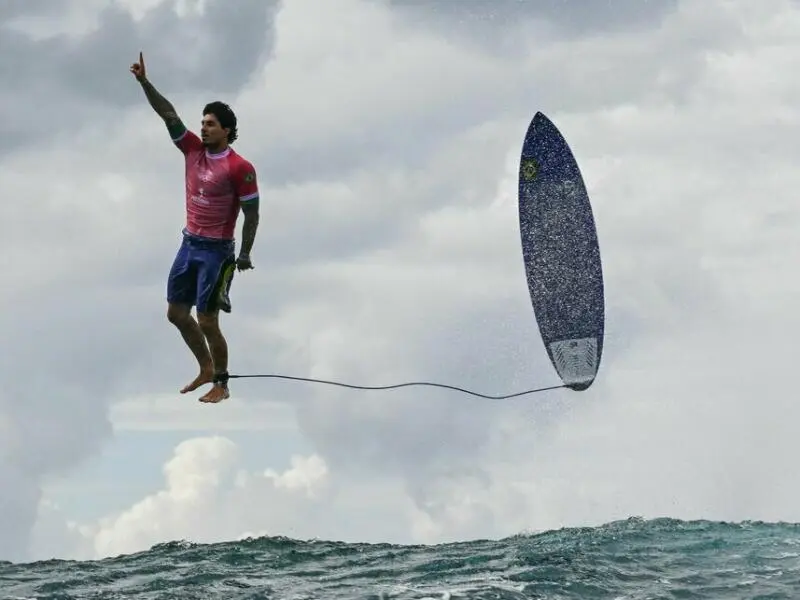 Paris 2024 - Surfen