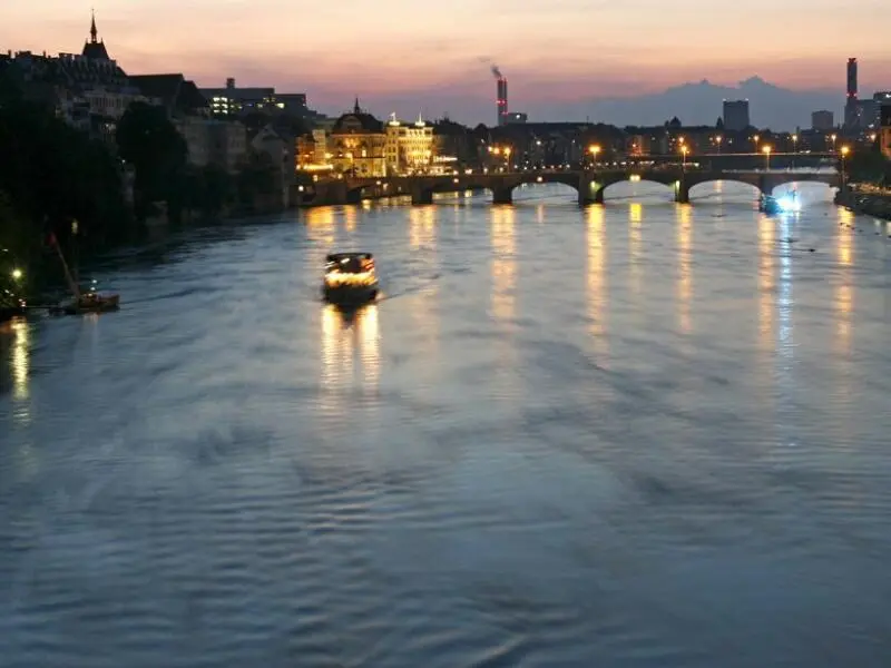 Rheinufer in Basel