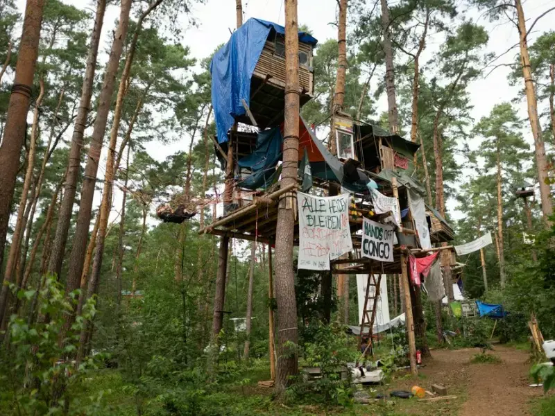 Anti-Tesla-Protestcamp in Grünheide