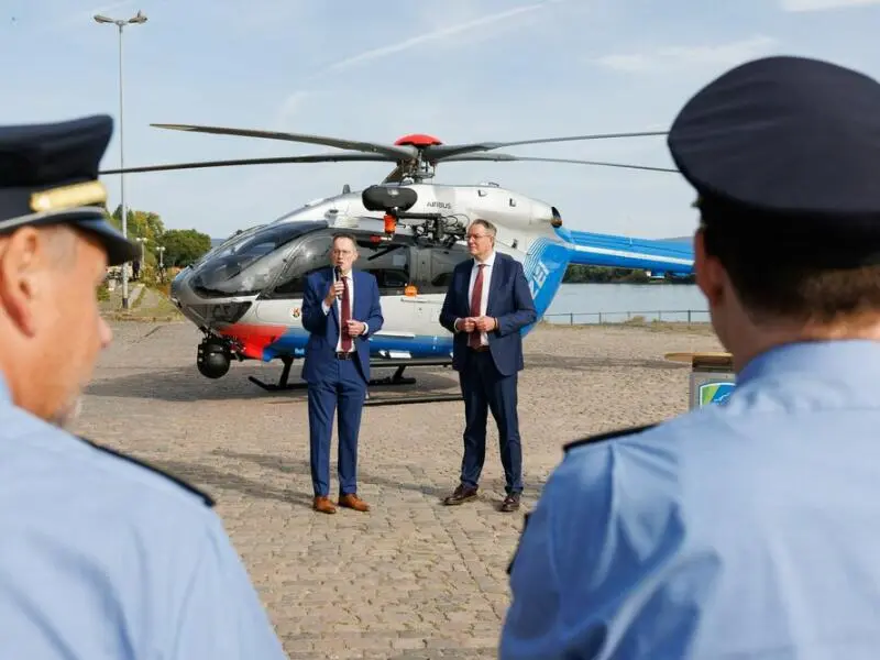 Übung der neuen Polizeihubschrauber in Rheinland-Pfalz