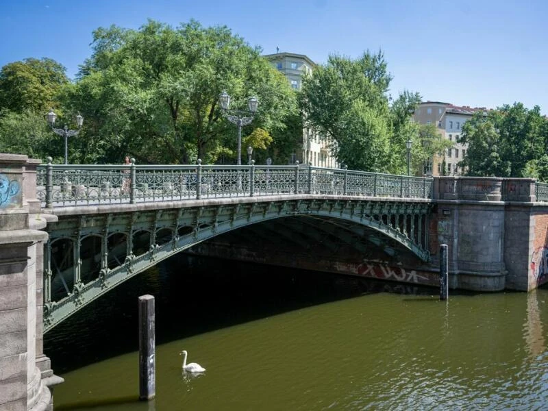 Admiralbrücke