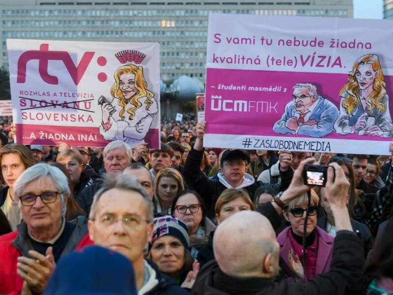 Proteste gegen die geplante RTVS-Auflösung