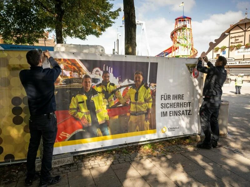 Aufbau Oktoberfest