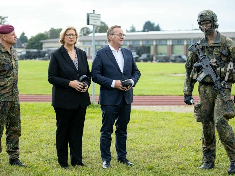 Pistorius besucht Luftlandebrigade des Deutschen Heeres