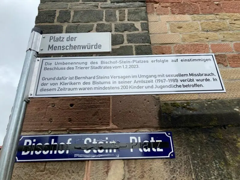 Platz der Menschenwürde in Trier