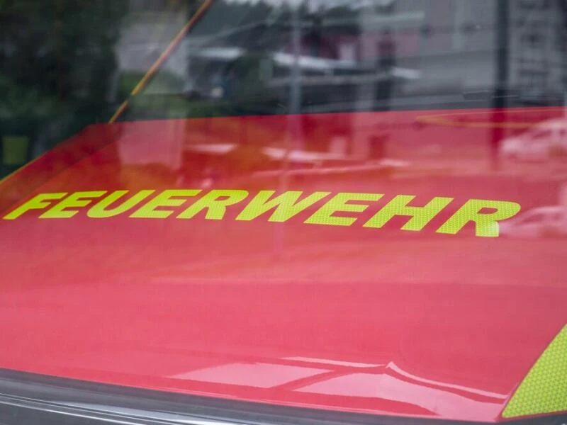 Feuerwehr löscht Brand