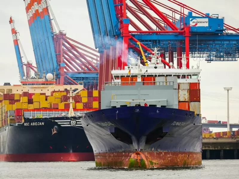 Exporte - Containerterminal im Hafen Hamburg