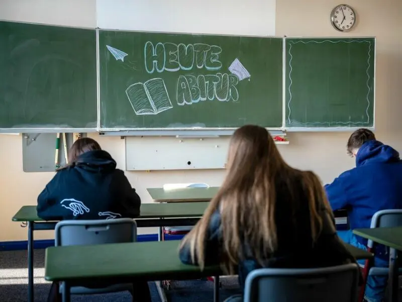 Start der Abiturprüfungen in Niedersachsen