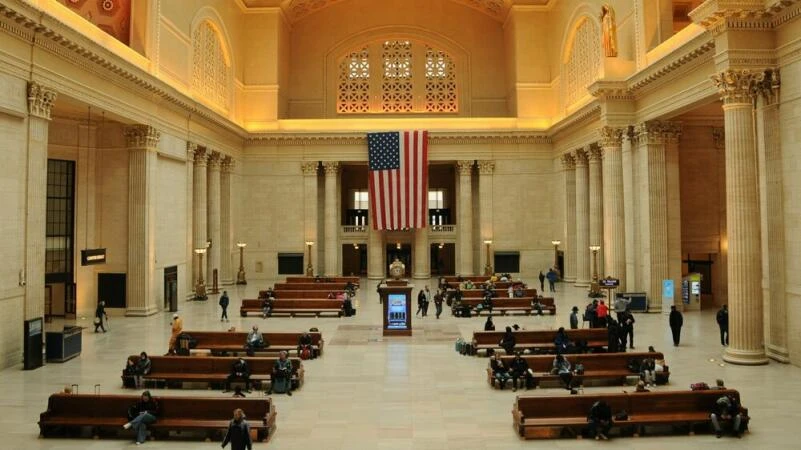 Wartehalle in einem Bahnhof in Chicago