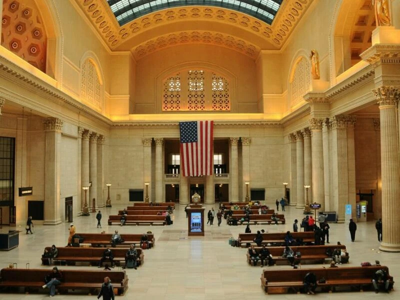 Wartehalle in einem Bahnhof in Chicago