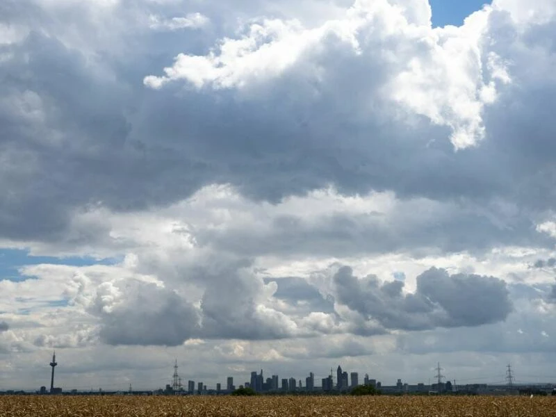 Wolken über Frankfurt