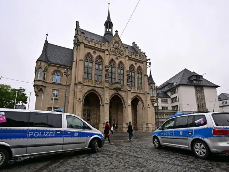 Bombendrohung gegen Erfurter Rathaus