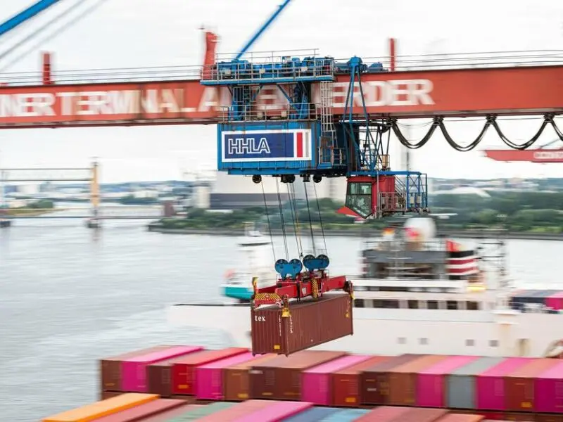 Hamburger Hafen und Logistik