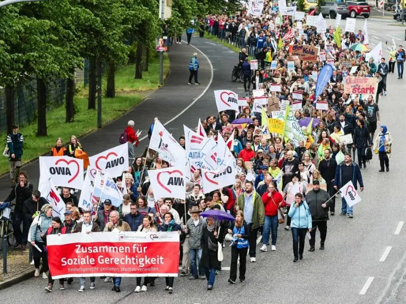 Demonstration der Sozialverbände in Kiel