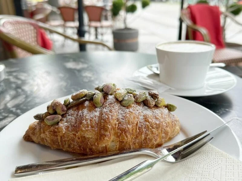 Pistazien-Croissant