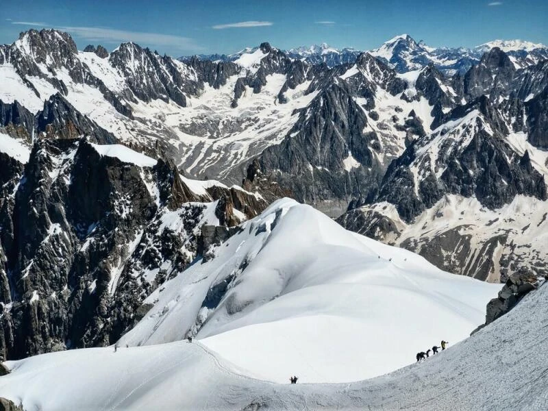 Suche nach vermissten Deutschen am Mont Blanc geht weiter