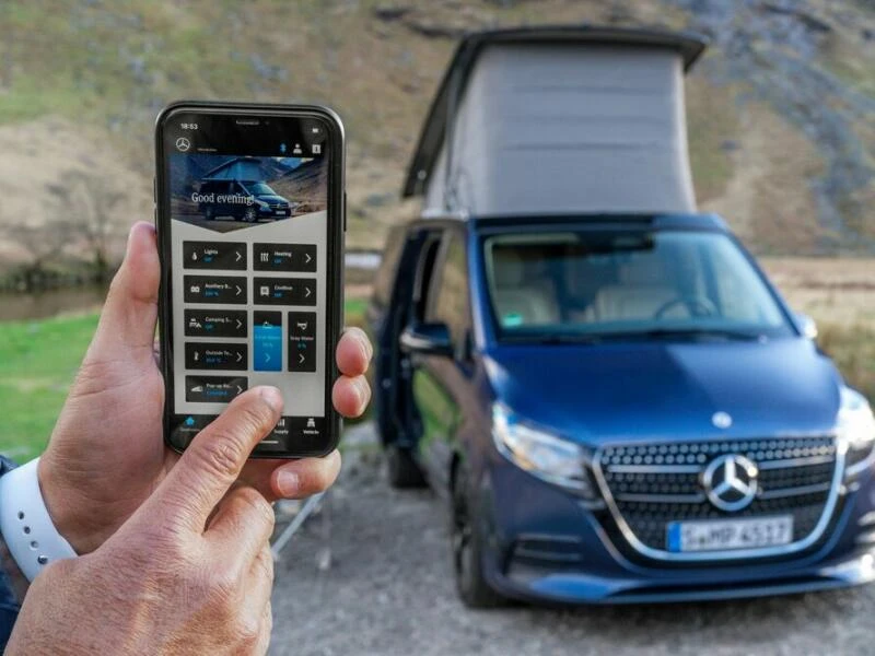 Smartphonesteuerung bei einem Mercedes Marco Polo