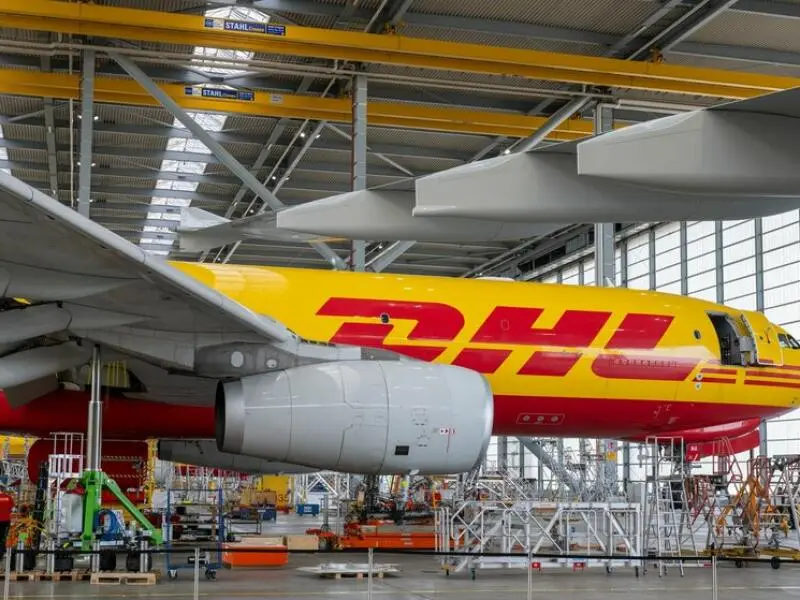 Flughafen Leipzig/Halle und DHL verlängern Vertrag