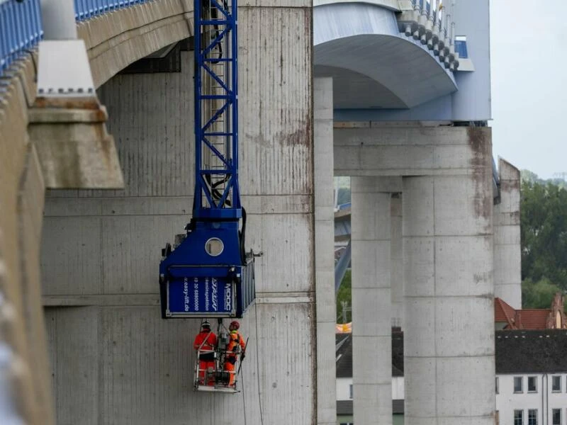 Sperrung der Rügenbrücke wegen Brückenprüfung