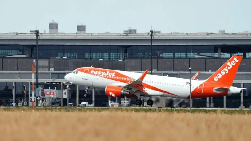 Easyjet Salerno BER Amalfiküste